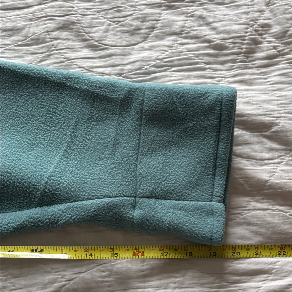 LL Bean Fleece Robe - Picture 6 of 8